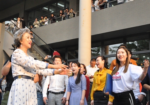 李克强总理重职业教育 破解中国就业难题 新闻资讯 李克强总理重职业教育 破解中国就业难题 新闻资讯