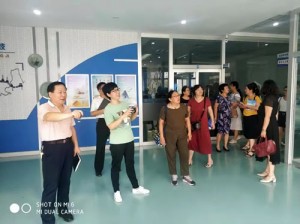 河南商丘中等专业学校到河北商贸学校考察交流